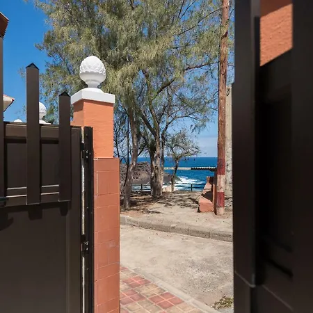 Ocean Views Garzas *